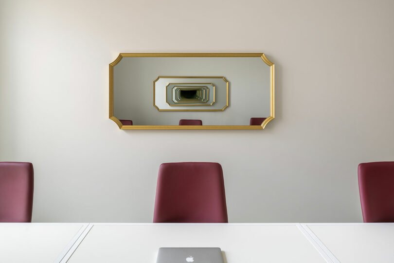 Ev Konforunda Ofis: Kiev’deki Mislad, Üretkenliği Sanatla Buluşturuyor