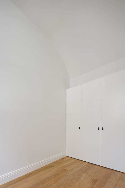 MiMool Sanat Binası: Endüstriyel Mirastan Sanatın Kalbine Yolculuk