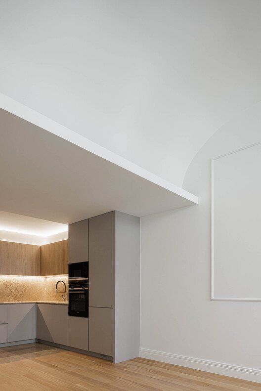 MiMool Sanat Binası: Endüstriyel Mirastan Sanatın Kalbine Yolculuk