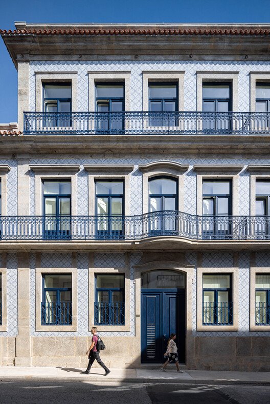 MiMool Sanat Binası: Endüstriyel Mirastan Sanatın Kalbine Yolculuk