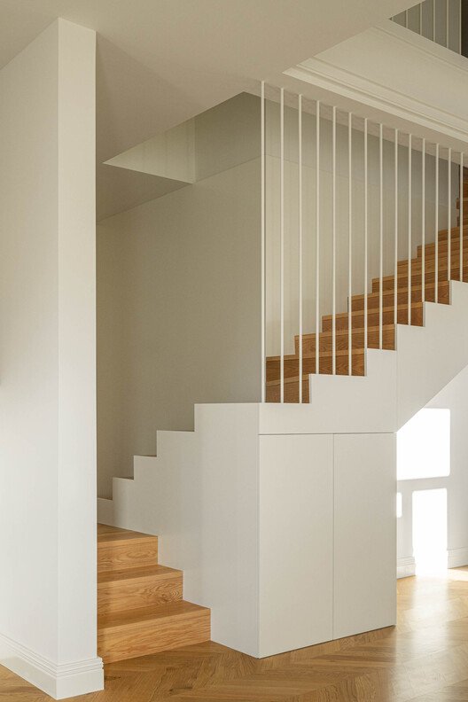 MiMool Sanat Binası: Endüstriyel Mirastan Sanatın Kalbine Yolculuk