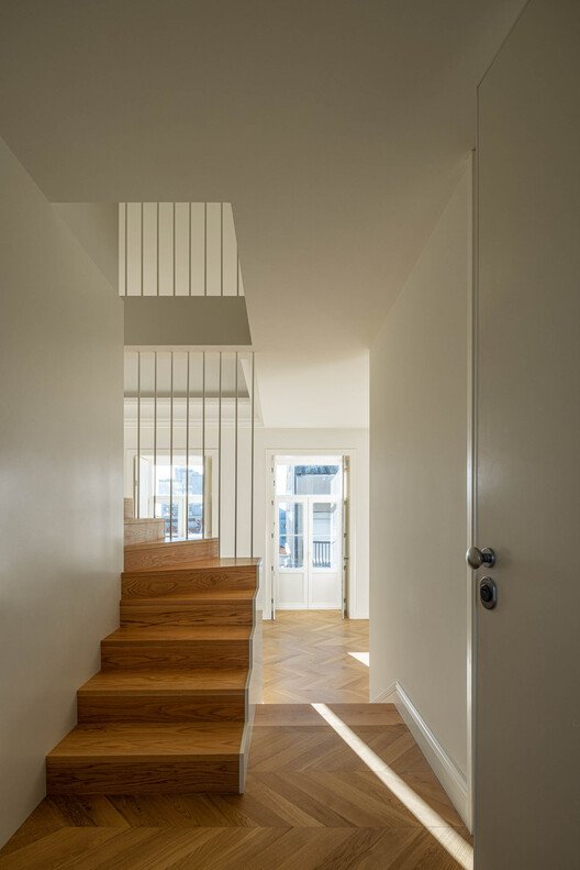 MiMool Sanat Binası: Endüstriyel Mirastan Sanatın Kalbine Yolculuk