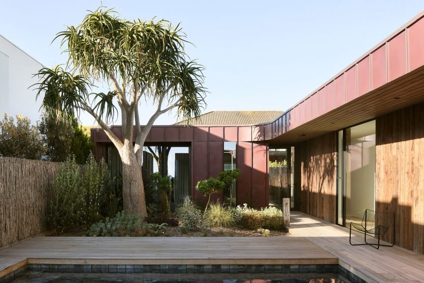 Avustralya Kıyılarında Zamansız Bir Zarafet: Splinter Society’den Sahil Evi