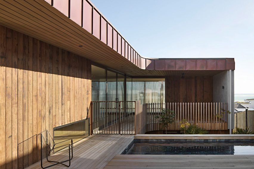 Avustralya Kıyılarında Zamansız Bir Zarafet: Splinter Society’den Sahil Evi