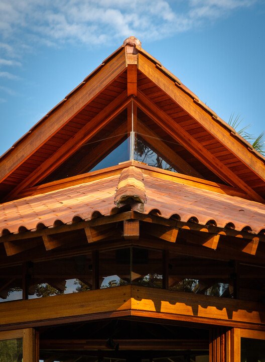 Barão Geraldo Evi: Doğayla Bütünleşen Modern Genişleme