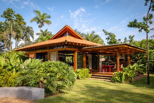 Barão Geraldo Evi: Doğayla Bütünleşen Modern Genişleme