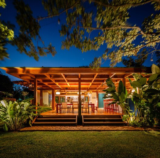 Barão Geraldo Evi: Doğayla Bütünleşen Modern Genişleme