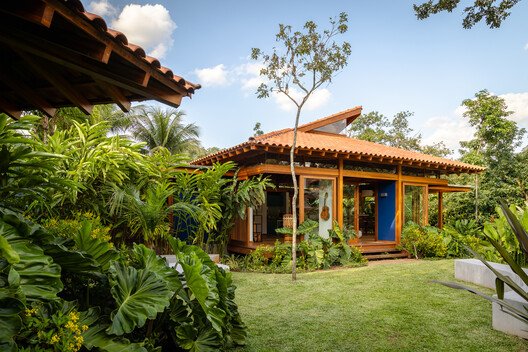 Barão Geraldo Evi: Doğayla Bütünleşen Modern Genişleme