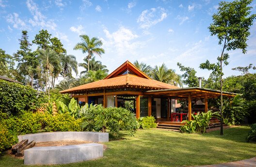 Barão Geraldo Evi: Doğayla Bütünleşen Modern Genişleme