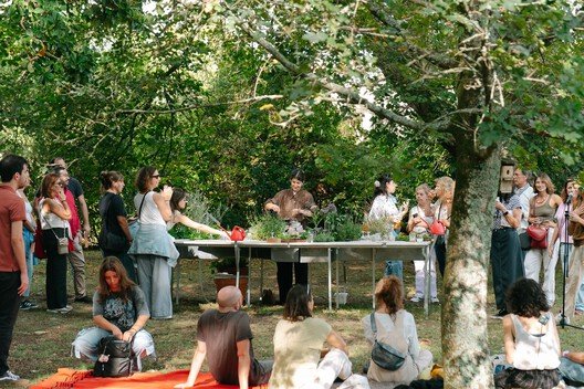 Canlı Çok Türlü Mutfak: Sürdürülebilir Yaşamın Yeni Merkezi