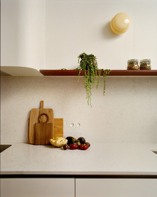 Duygu ve Kültürün Dansı: Bükreş'te Bir Ev Hikayesi