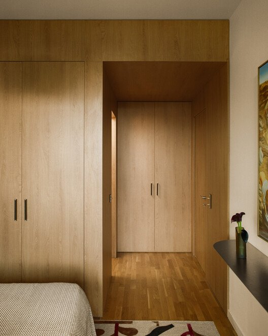 Duygu ve Kültürün Dansı: Bükreş'te Bir Ev Hikayesi