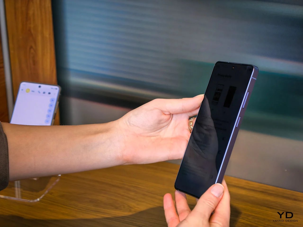 RayNeo Air 4 Pro: Batman Temalı AR Gözlüklerle Geleceğe Adım Atın