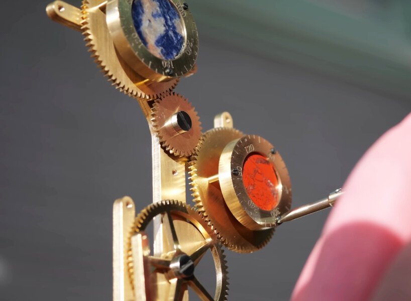 Gezegenler Arası Mekanik Saat: Uzayda Zamanı Keşfedin