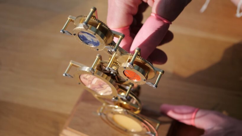 Gezegenler Arası Mekanik Saat: Uzayda Zamanı Keşfedin