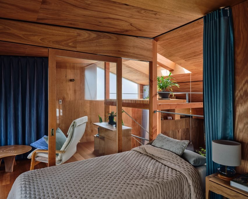 HOAA, Tokyo'da Kentin Kalbine Gizli Bir Bahçe Dokuyor