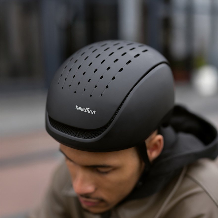 Ramand Karma Yapı: Ahşap Küpün Şehirle Dansı | White Cube Atelier