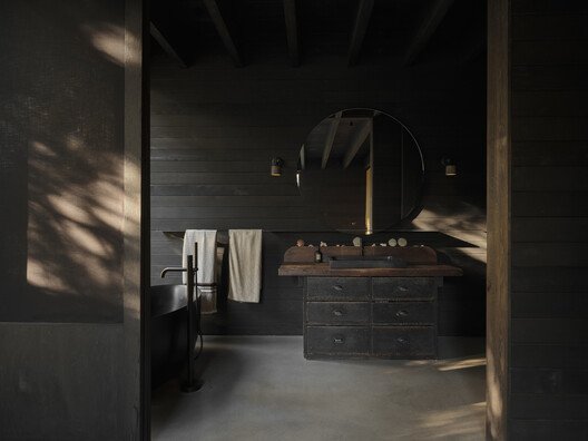 Maison Aubé: YH2 Mimarisiyle Tarihi Bir Evin Yeniden Doğuşu