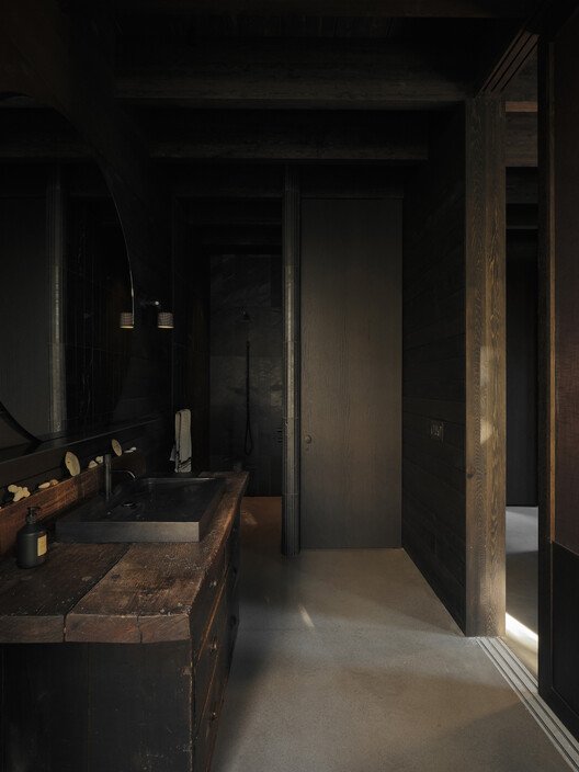 Maison Aubé: YH2 Mimarisiyle Tarihi Bir Evin Yeniden Doğuşu