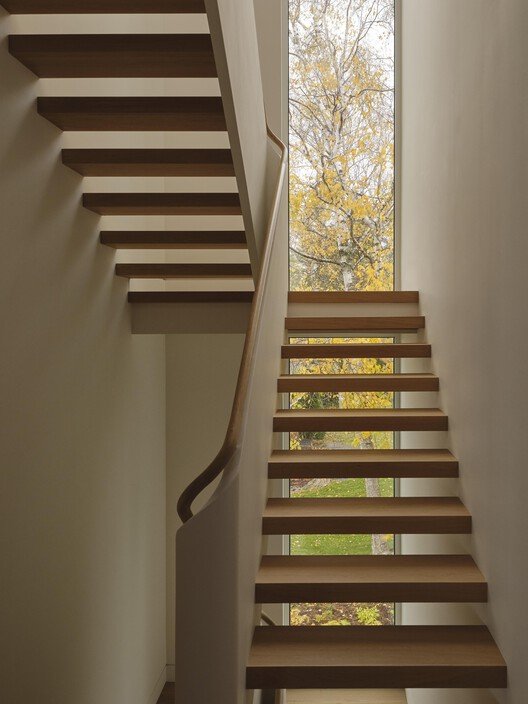 Nesiller Boyu Sürecek Bir Miras: Georgian Bay Sahil Evi &Pierre Tasarımı