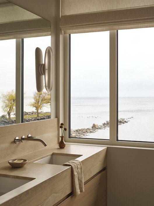 Nesiller Boyu Sürecek Bir Miras: Georgian Bay Sahil Evi &Pierre Tasarımı