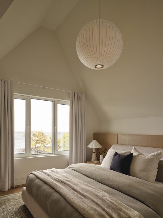 Nesiller Boyu Sürecek Bir Miras: Georgian Bay Sahil Evi &Pierre Tasarımı