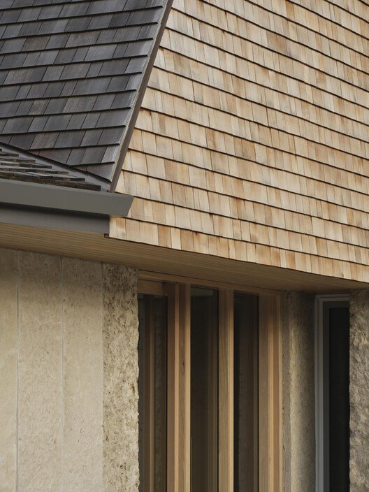 Nesiller Boyu Sürecek Bir Miras: Georgian Bay Sahil Evi &Pierre Tasarımı