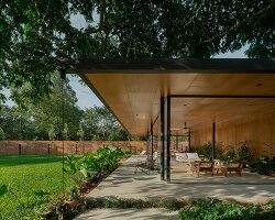 Paraguay'da Toprak Ev: Ağaçlarla Dans Eden Mimari Bir Hikaye