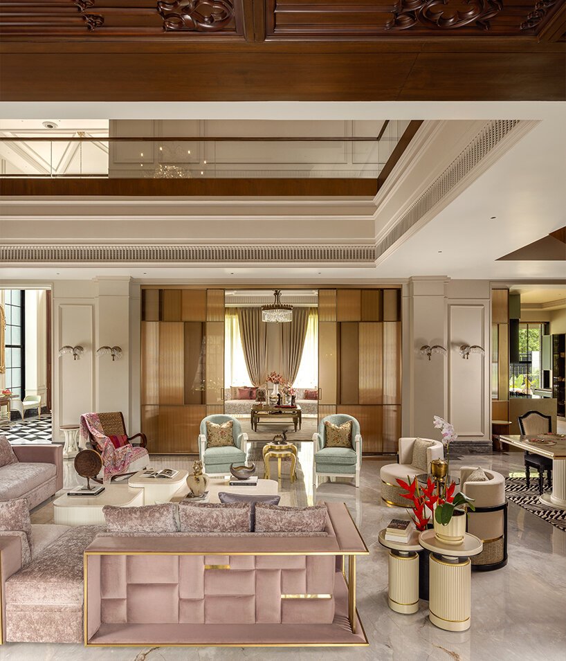 Prabh-te-Ras: Mermer, Mural ve Modernliğin Uyumlu Dansı