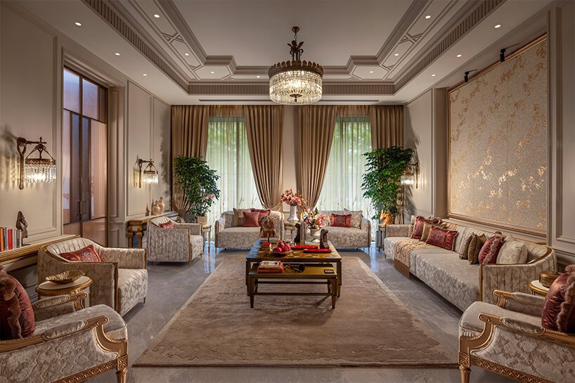 Prabh-te-Ras: Mermer, Mural ve Modernliğin Uyumlu Dansı