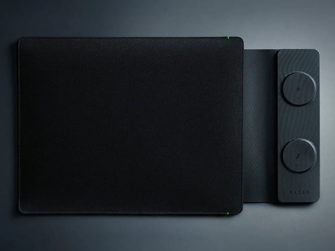 Razer Laptop Kılıfı 16: Çift Kablosuz Şarjla Taşınabilir Gücü Yeniden Tanımlıyor