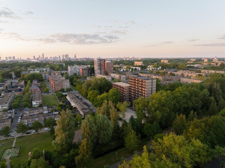 Valckensteyn: Rotterdam'ın İlk Ahşap Konutu, Sürdürülebilir Bir Vizyon