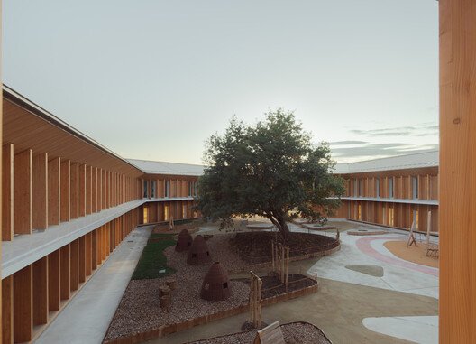 Vertou’da Yenilikçi Eğitim Mimarisi: Simone Veil Okul Kompleksi