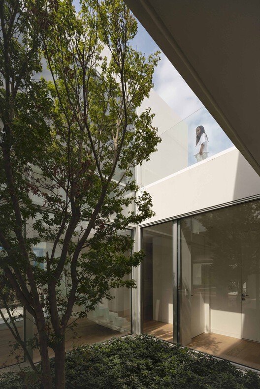 Villa 1028: Doğa, İnsan ve Yapının Sınır Tanımayan Buluşması