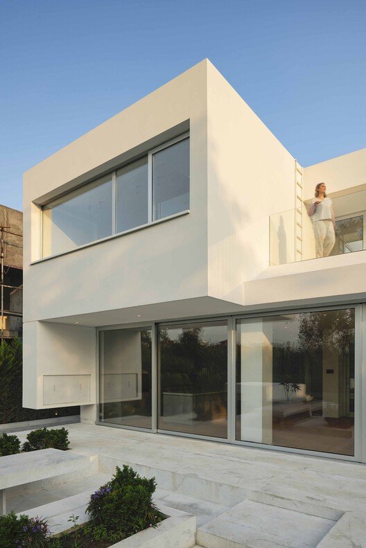 Villa 1028: Doğa, İnsan ve Yapının Sınır Tanımayan Buluşması