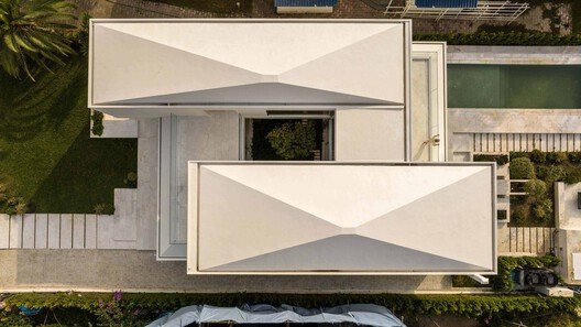 Villa 1028: Doğa, İnsan ve Yapının Sınır Tanımayan Buluşması