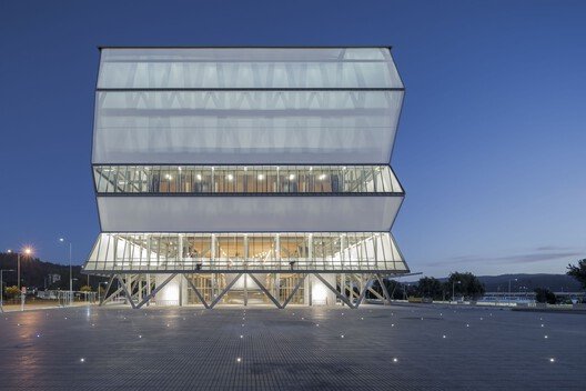 Pritzker 2026: Smiljan Radić Clarke'ın Şili'den Yükselen Kırılgan Mimarisi