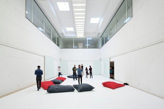 Pritzker 2026: Smiljan Radić Clarke'ın Şili'den Yükselen Kırılgan Mimarisi