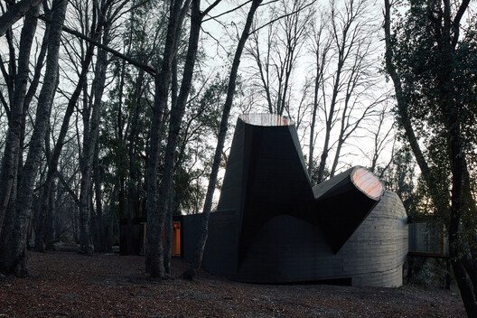 Pritzker 2026: Smiljan Radić Clarke'ın Şili'den Yükselen Kırılgan Mimarisi