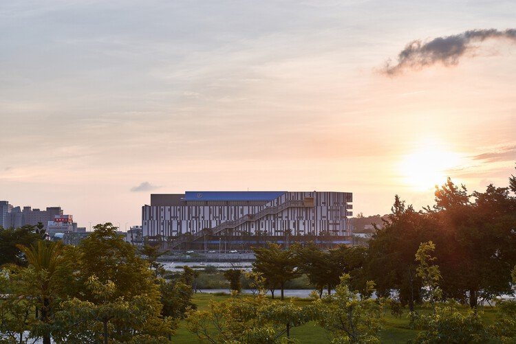 21. Yüzyılın Mimari Tipi: Lojistik Peyzajları ve Depo Evrimi