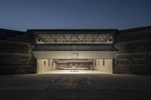 Aerotim Hangarı: Gökyüzü Sporcuları İçin Tasarım Harikası