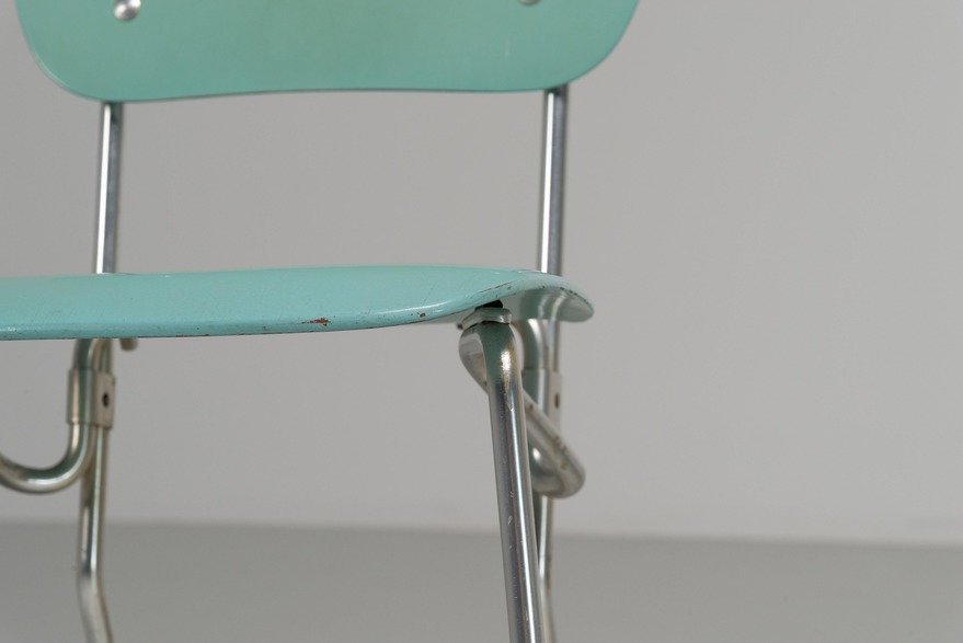 Aluflex Sandalyeler: Wirth'ün İsviçre Tasarım Mirasına Zamansız Dokunuş