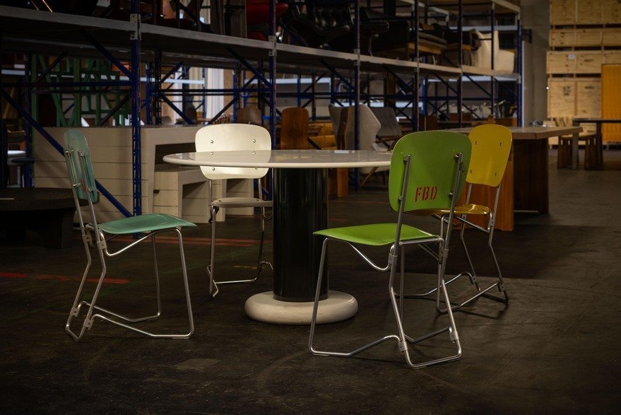 Aluflex Sandalyeler: Wirth'ün İsviçre Tasarım Mirasına Zamansız Dokunuş