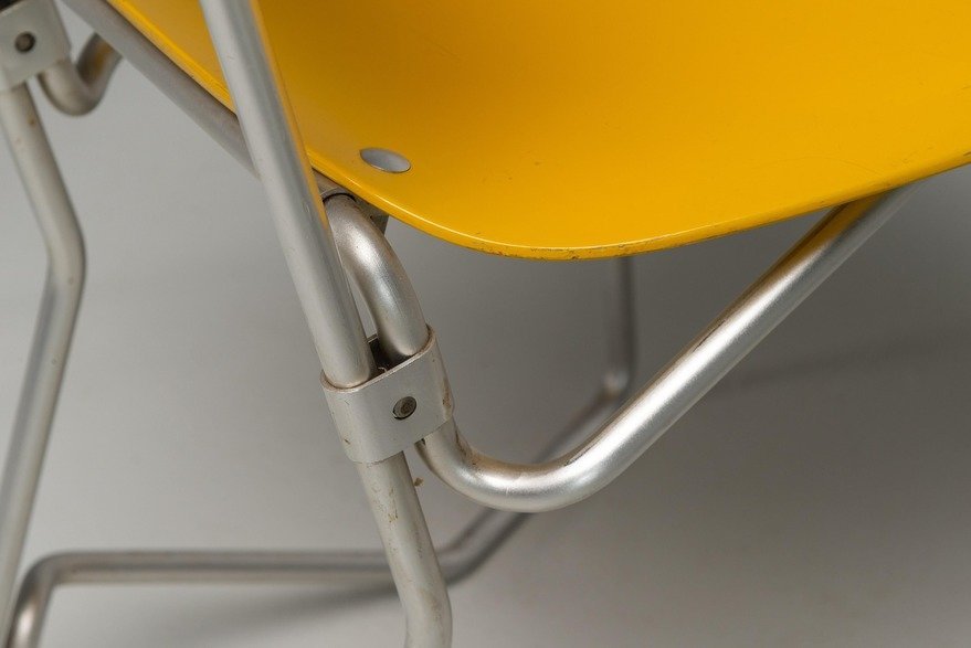 Aluflex Sandalyeler: Wirth'ün İsviçre Tasarım Mirasına Zamansız Dokunuş