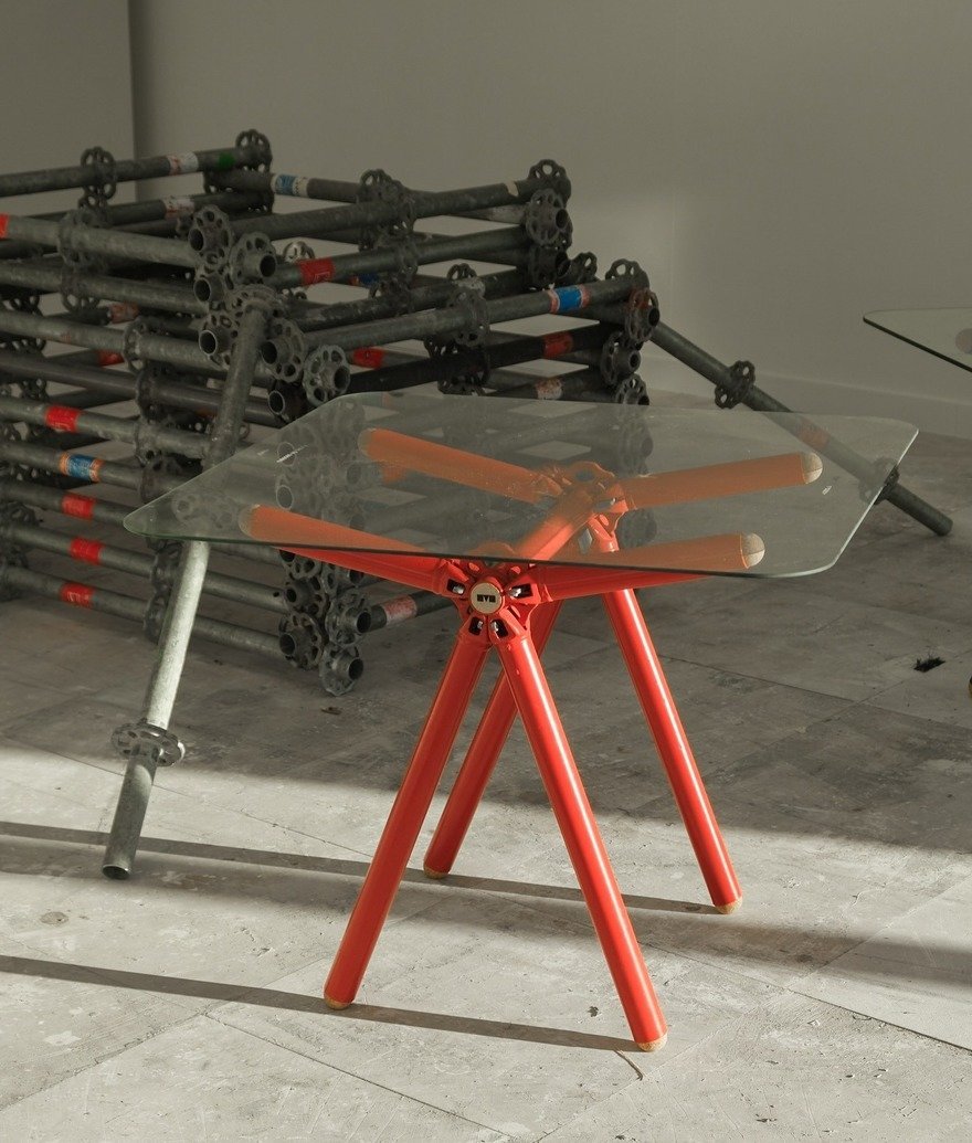 Atıktan Sanata: Fransız Maximum&rsquo;un Çevre Dostu Clavex Masaları