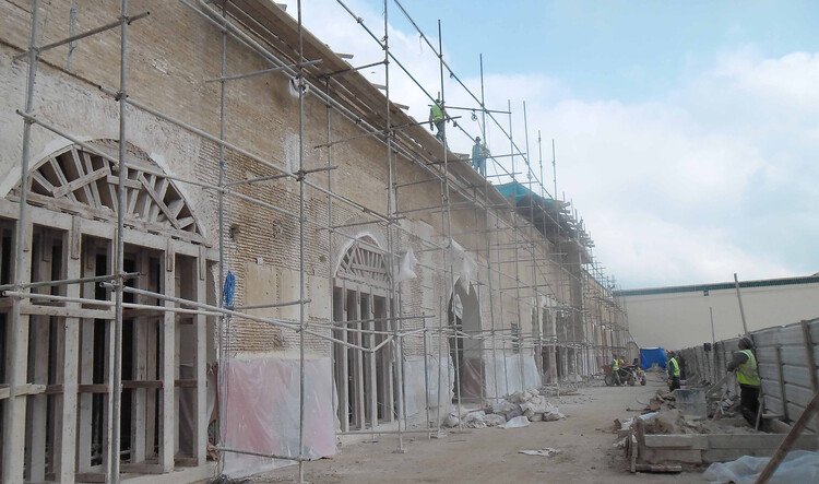 Aziza Chaouni: Mimarlığın Görünenin Ötesindeki Sistemleri