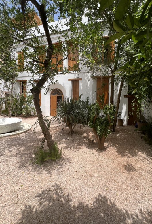 Aziza Chaouni: Mimarlığın Görünenin Ötesindeki Sistemleri