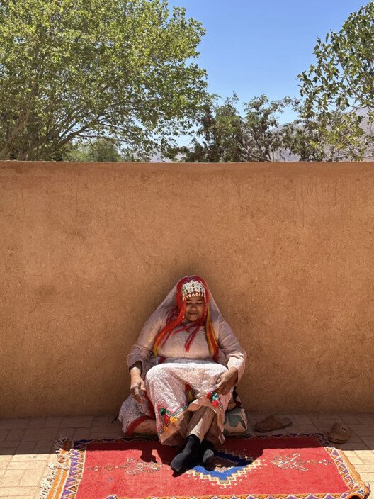 Aziza Chaouni: Mimarlığın Görünenin Ötesindeki Sistemleri