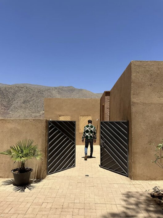 Aziza Chaouni: Mimarlığın Görünenin Ötesindeki Sistemleri