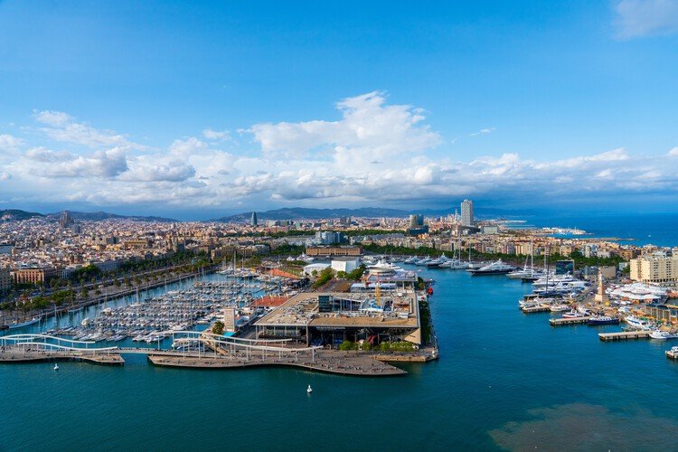 Barselona&rsquo;nın Denizle Buluşan Yeni Kültür Sahnesi: Liceu Mar İçin Dev Finalistler